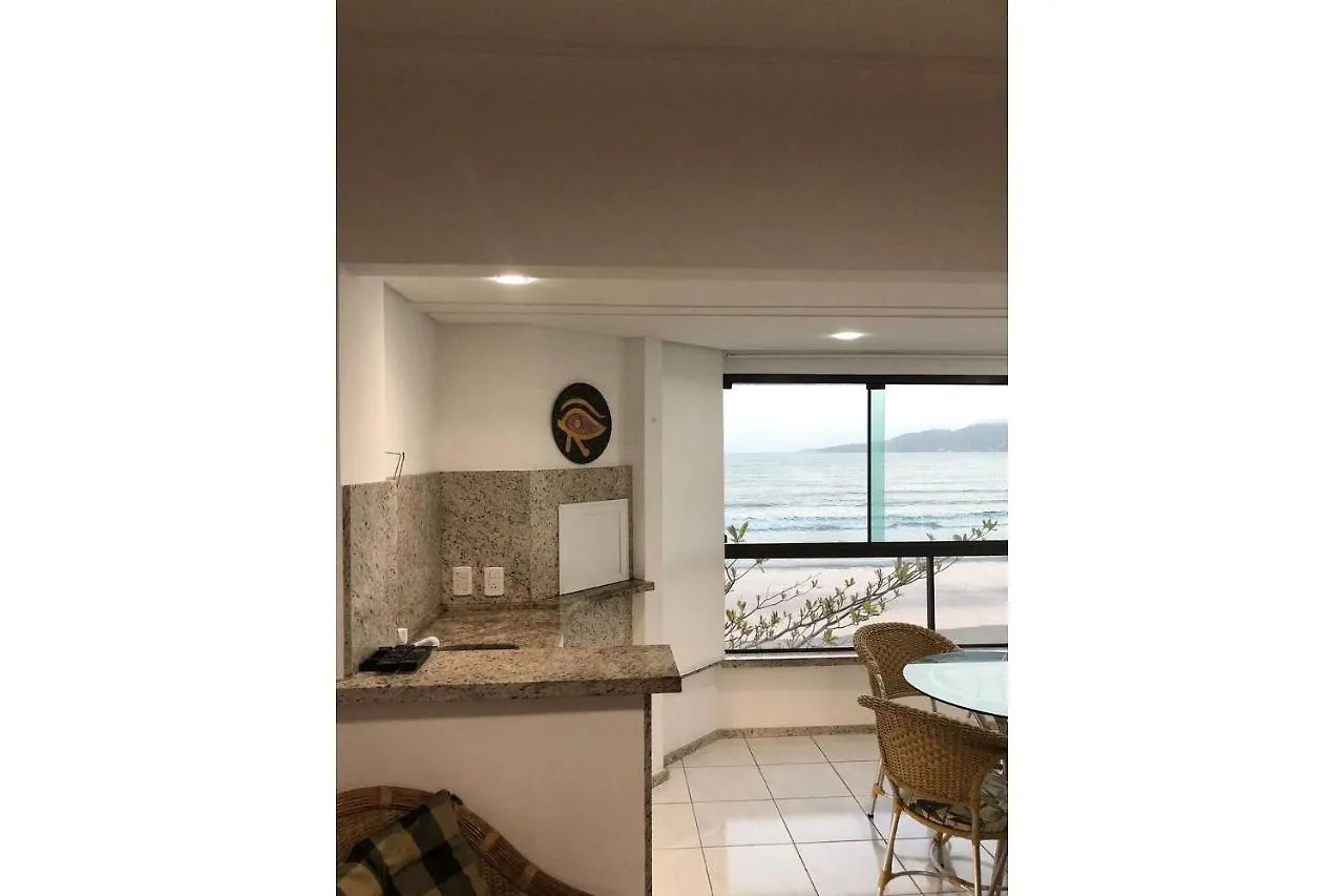 Apto Almeida E Moraes Frente Mar Meia Praia Itapema 0*,  Brazília